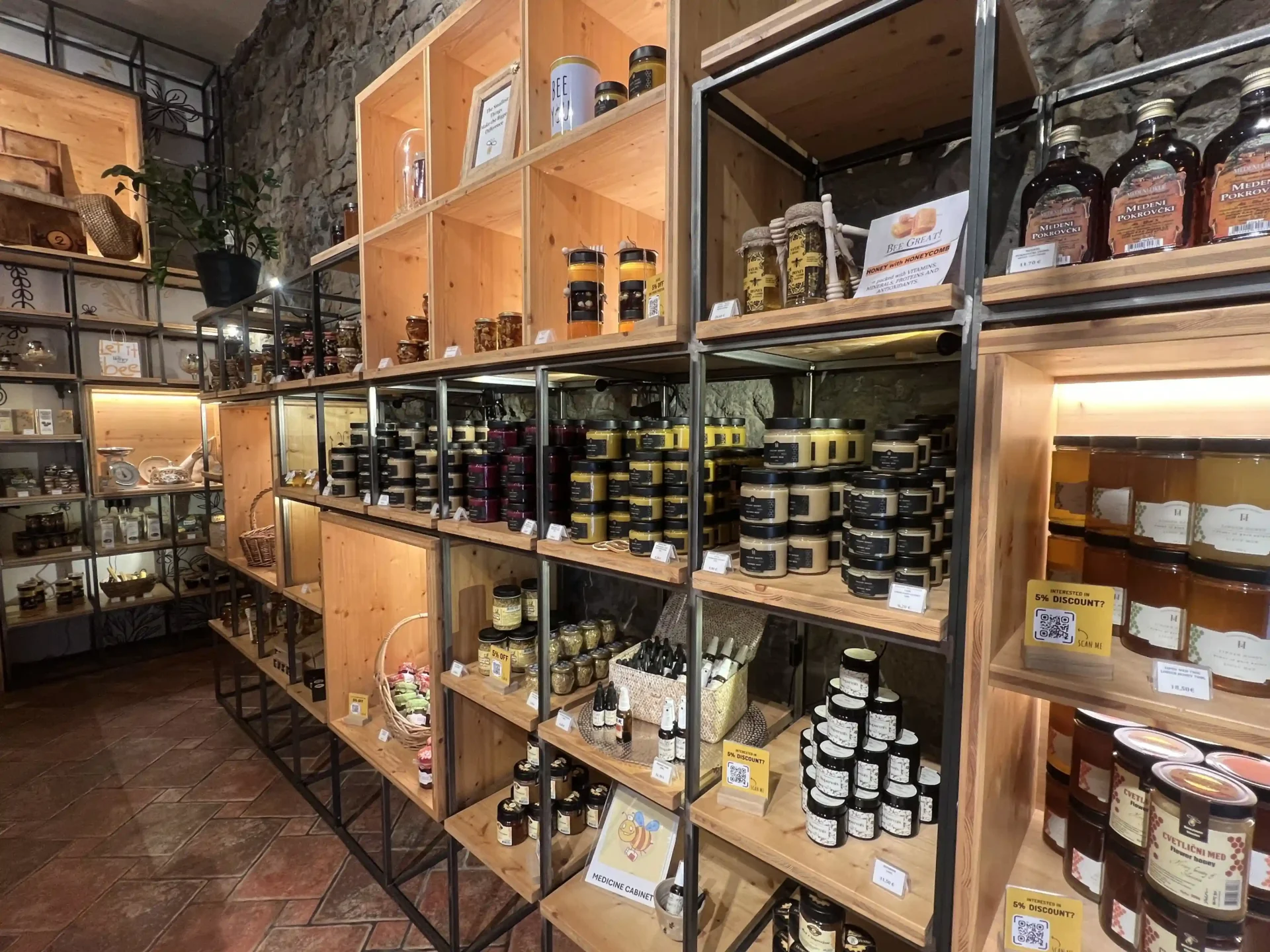 honey_house_compressed